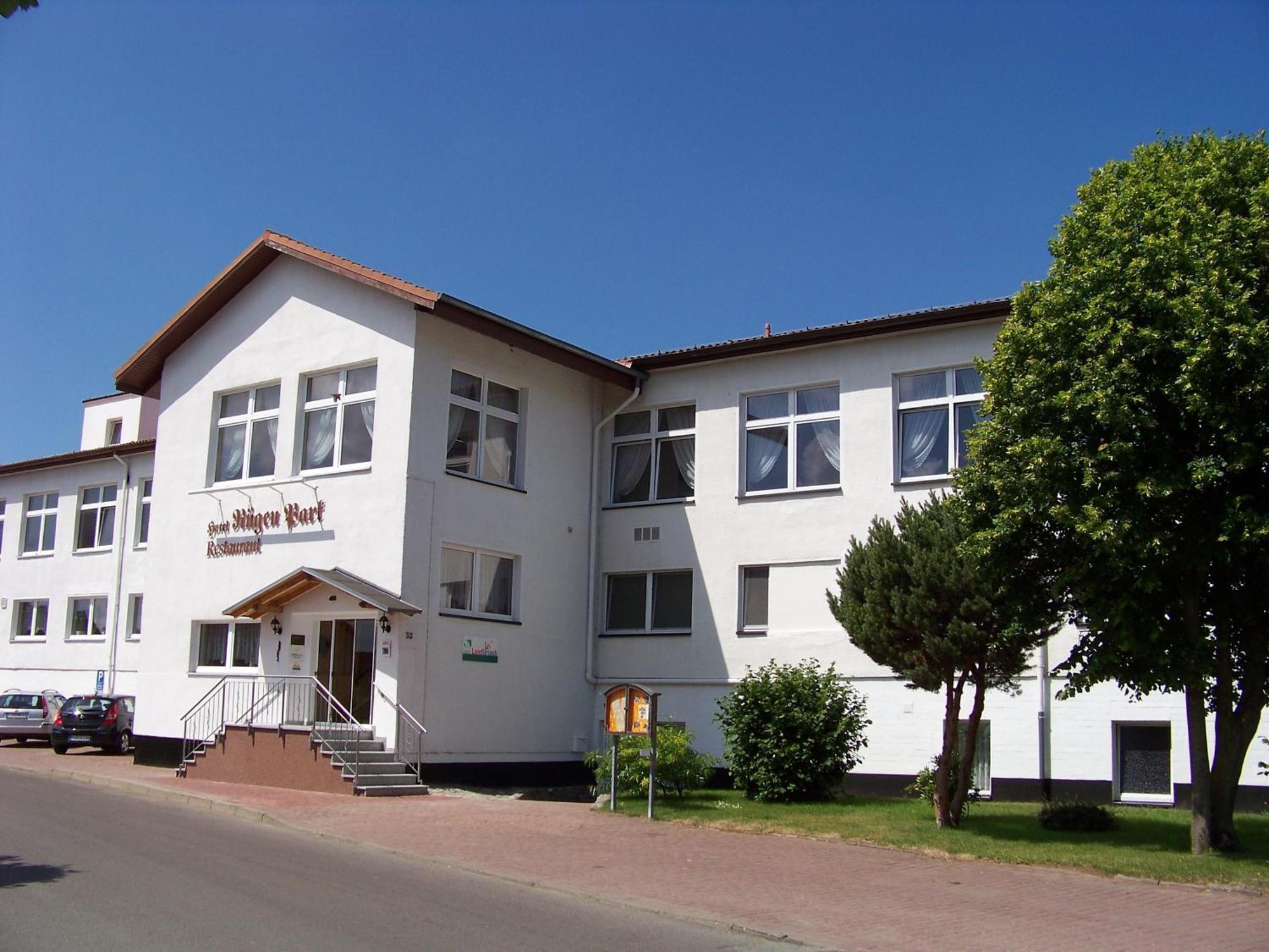 Hotel Ruegen Park Kg Gingst Extérieur photo